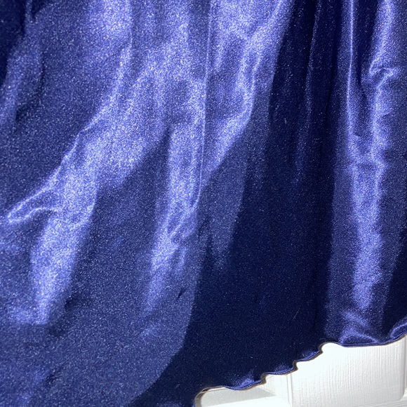 Ladies Nightgown - Picture 5 of 12